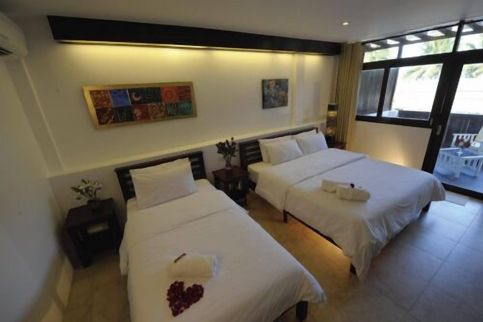 Baantalay Thungwualaen Hotel Pathiu Luaran gambar