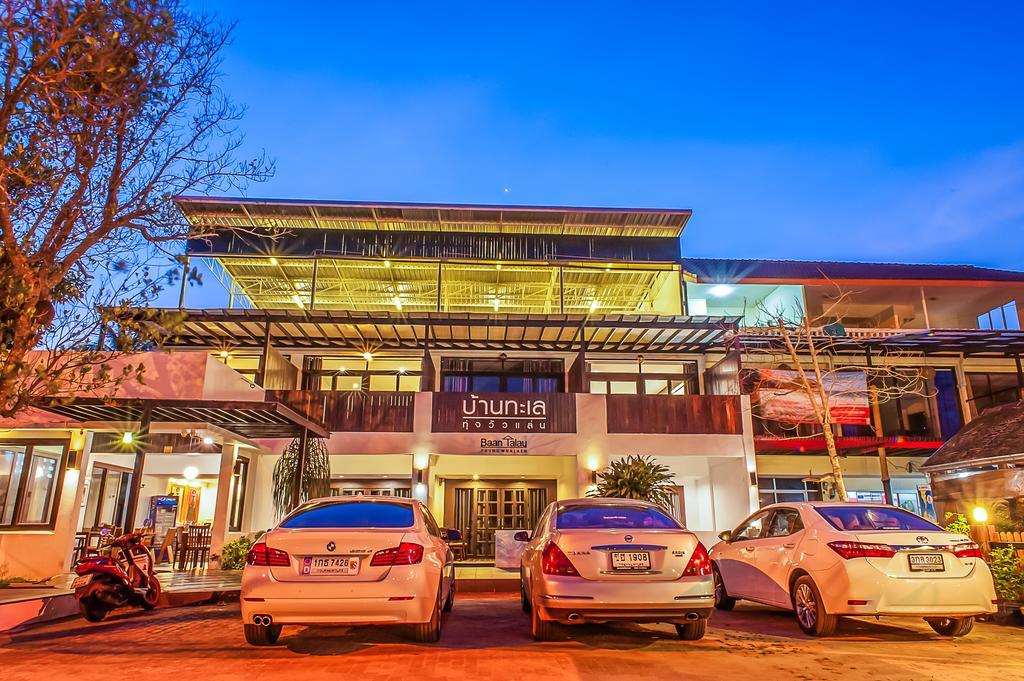 Baantalay Thungwualaen Hotel Pathiu Luaran gambar