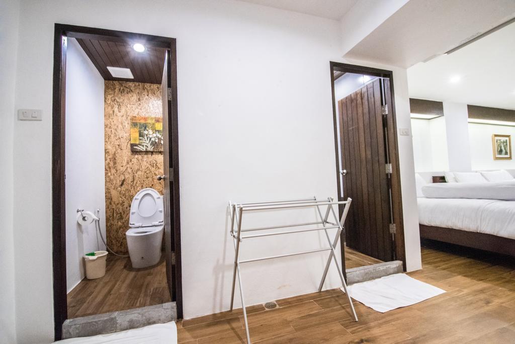Baantalay Thungwualaen Hotel Pathiu Luaran gambar